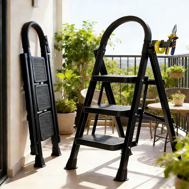 Heavy-Duty 5-Step Folding Ladder