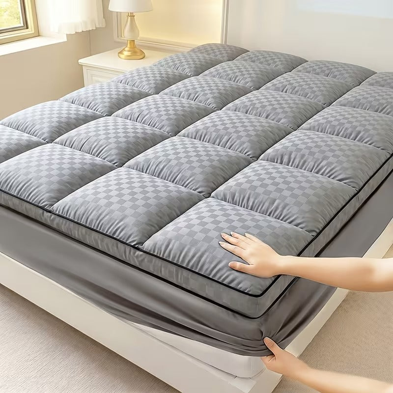 Ultra-Plush Deep-Pocket Mattress Topper