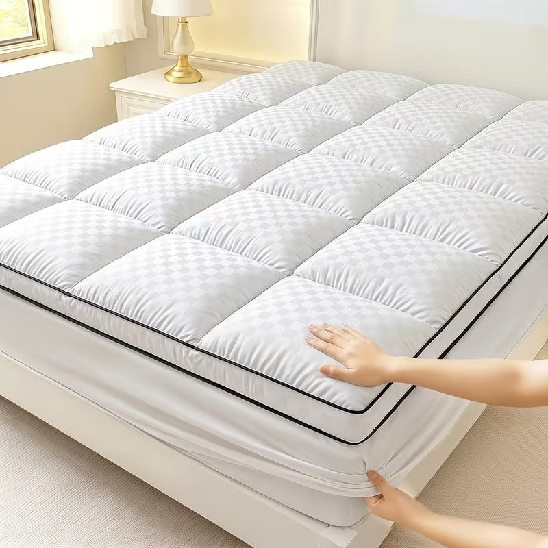 Ultra-Plush Deep-Pocket Mattress Topper
